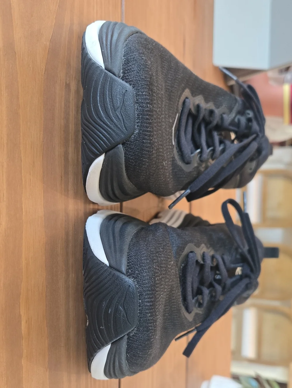 HOKA Gaviota 5 - Women Size 8D Wide Black - Almost New